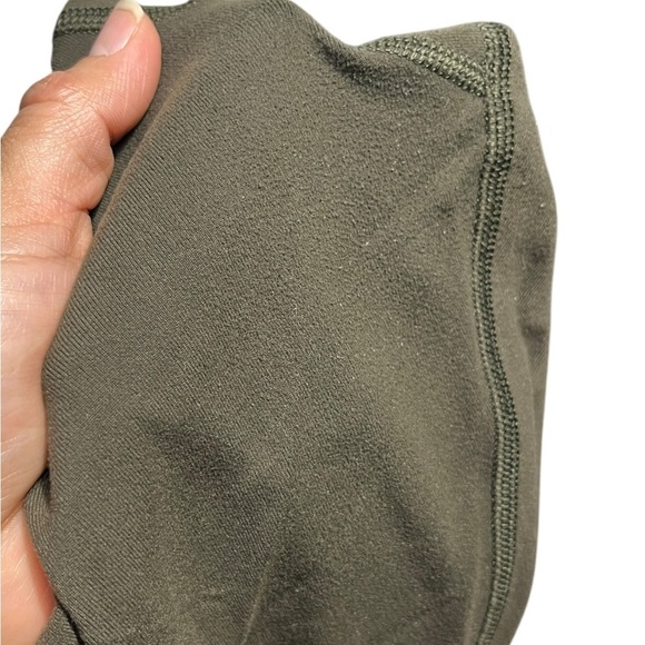 Lululemon legging with the Fierce word down the left leg - Picture 12 of 12